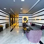 Seafront 1 Bedroom - Sea View Balcony - New Building * אלאניה