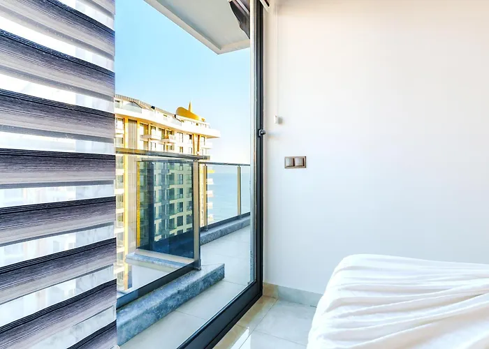 Apartamento Seafront 1 Bedroom - Sea View Balcony - New Building