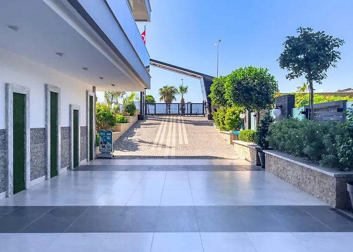 Seafront 1 Bedroom Apt - Sea View Balcony - New Building