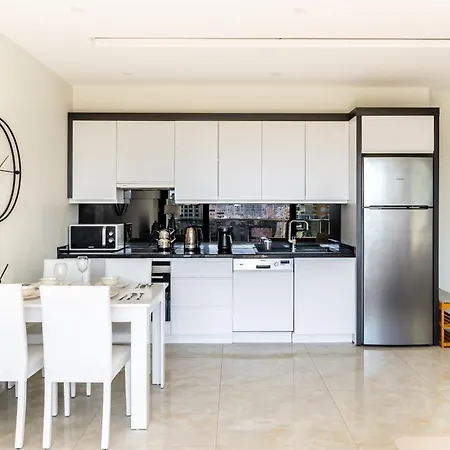 アパート Seafront 1 Bedroom - Sea View Balcony - New Building *