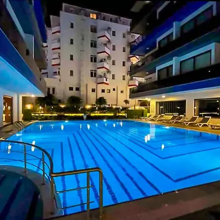 Seafront 1 Bedroom - Sea View Balcony - New Building アランヤ